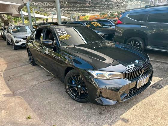 BMW 320i 2.0 16V TURBO FLEX M SPORT AUTOMÁTICO BMW 320i 2.0 16V TURBO FLEX M SPORT AUTOMÁTICO